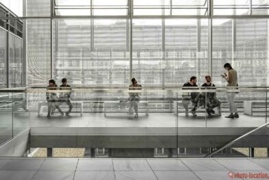 Fechamento de Área com Vidro Resistente